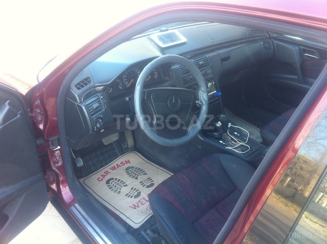 Mercedes E 240 1998, 309,354 km - 2.4 l - Gəncə
