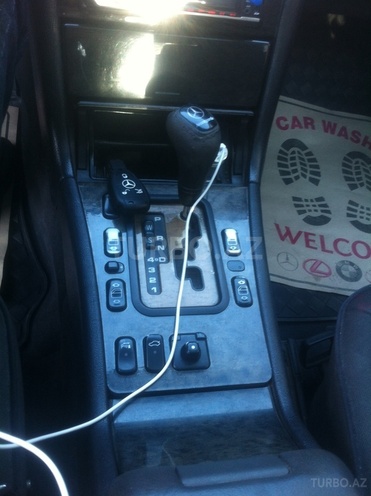 Mercedes E 240 1998, 309,354 km - 2.4 l - Gəncə