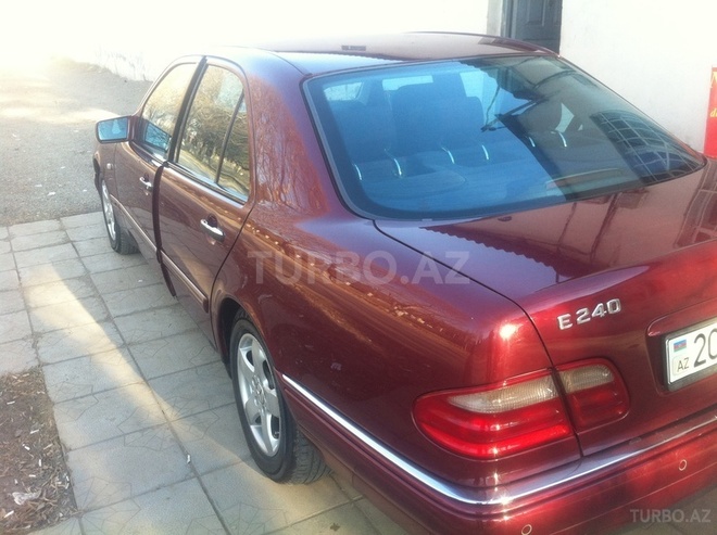 Mercedes E 240 1998, 309,354 km - 2.4 l - Gəncə