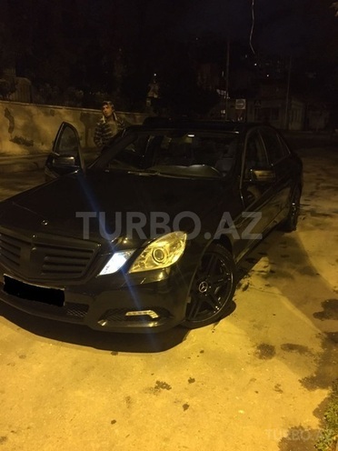 Mercedes E 350 2009, 93,800 km - 0.4 л - Bakı