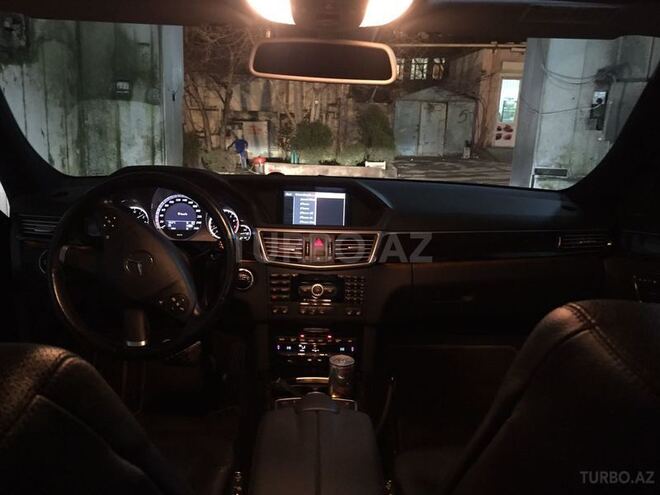 Mercedes E 350 2009, 93,800 km - 0.4 л - Bakı