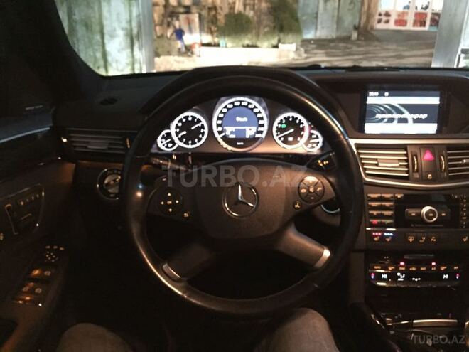 Mercedes E 350 2009, 93,800 km - 0.4 л - Bakı