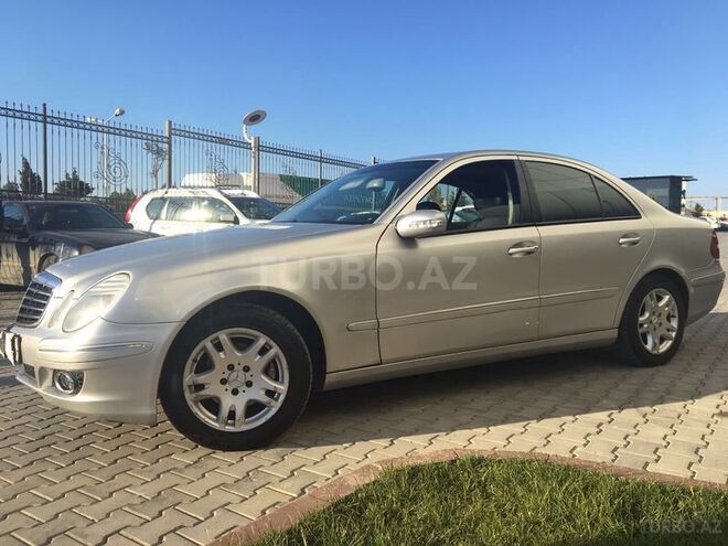Mercedes E 220 2004, 259,630 km - 2.2 l - Bakı