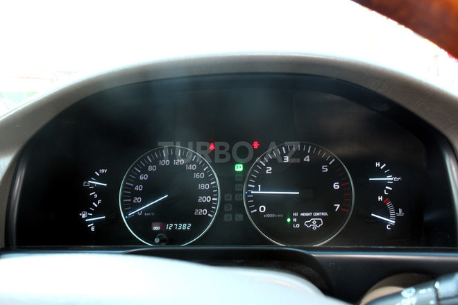 Lexus LX 470 2006, 126,000 km - 4.7 l - Bakı