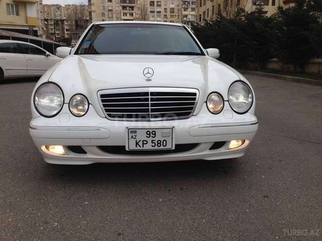 Mercedes E 240 2001, 206,000 km - 2.6 l - Bakı