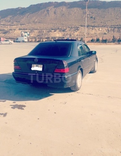 Mercedes C 230 2000, 240,000 km - 2.3 l - Bakı