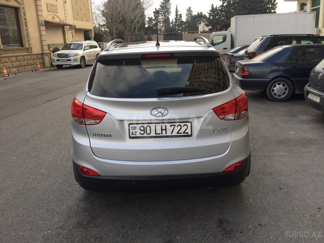 Hyundai ix35 2010, 110,000 km - 2.0 l - Bakı