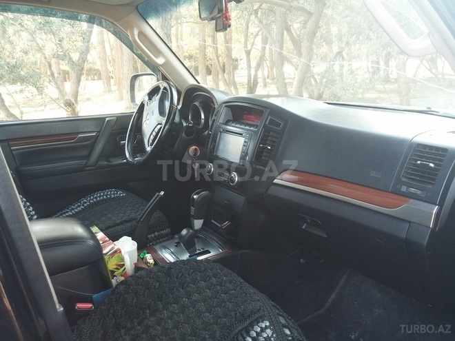 Mitsubishi Pajero 2008, 163,000 km - 3.0 l - Bakı