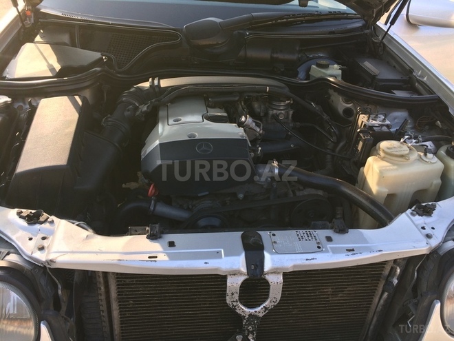 Mercedes E 200 1999, 236,346 km - 2.0 l - Mingəçevir