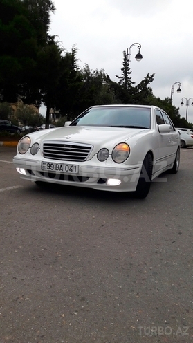 Mercedes E 320 2001, 128,000 km - 3.2 l - Bakı
