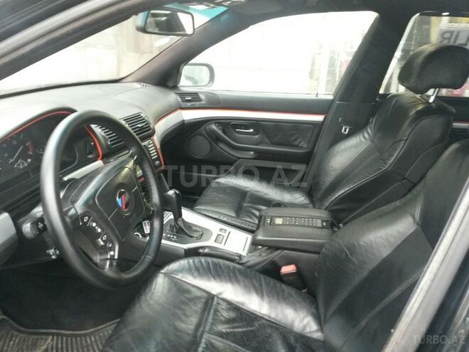 BMW 535 2000, 230,000 km - 3.5 l - Bakı