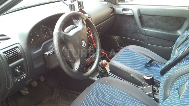 Opel Astra 2000, 207,000 km - 1.4 l - Bakı