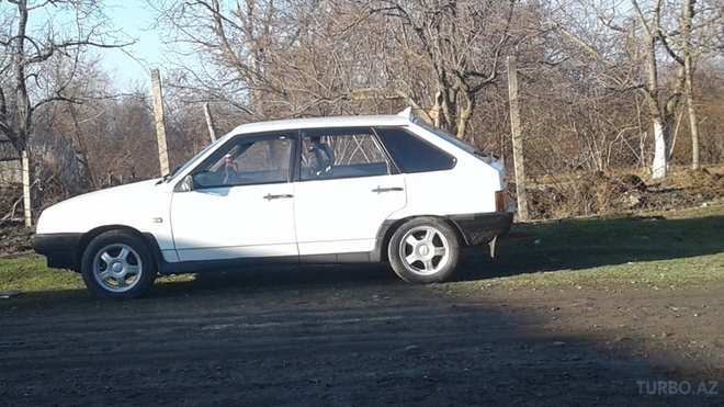 LADA (VAZ) 2109 1988, 400,000 km - 1.6 л - Qusar