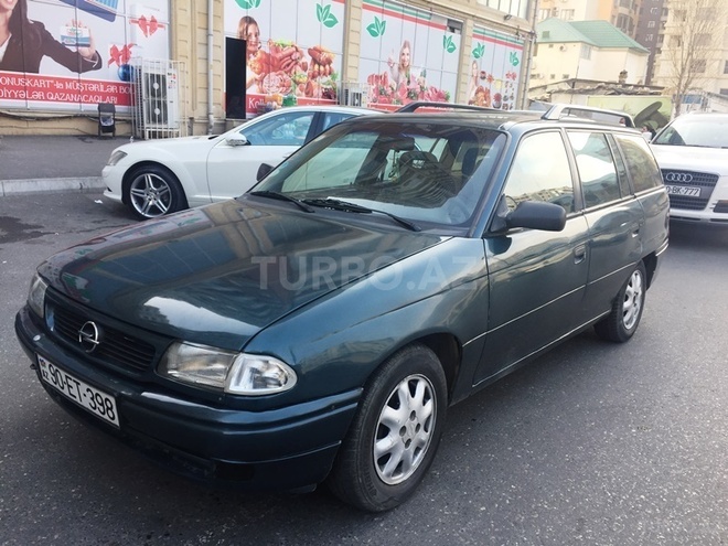 Opel Astra 1998, 240,000 km - 1.6 л - Bakı