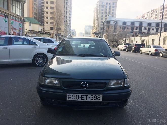Opel Astra 1998, 240,000 km - 1.6 л - Bakı