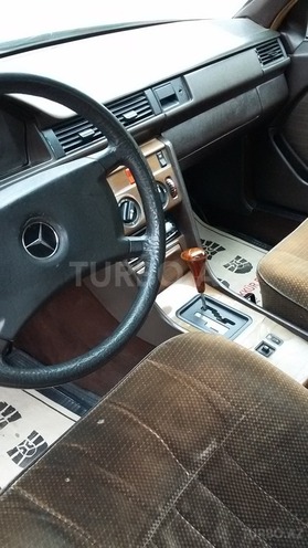 Mercedes E 230 1988, 373,000 km - 2.3 л - Bakı