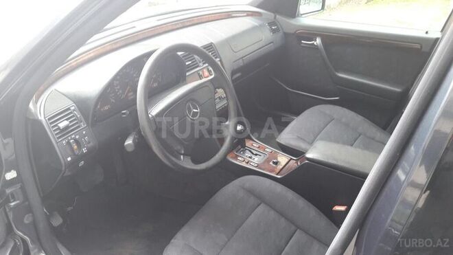Mercedes C 180 1996, 274,000 km - 1.8 л - Bakı