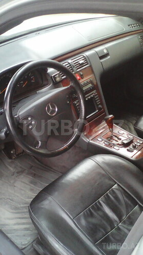 Mercedes E 240 2000, 16,000 km - 2.4 л - Bakı