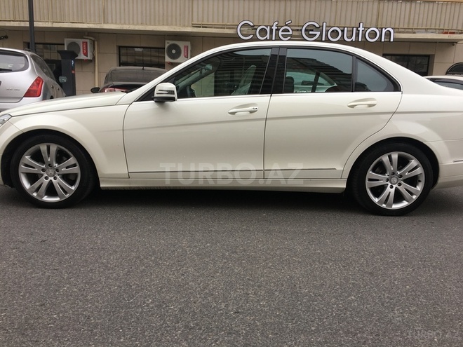 Mercedes C 180 2009, 141,000 km - 1.8 l - Bakı