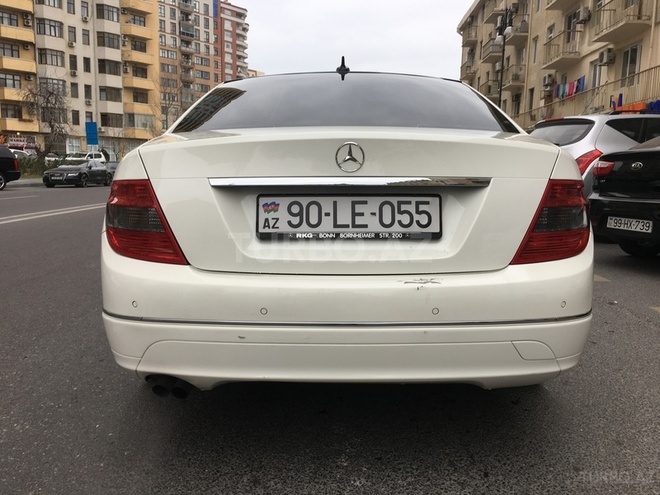 Mercedes C 180 2009, 141,000 km - 1.8 l - Bakı