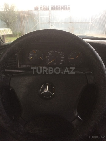 Mercedes 190 1991, 373,200 km - 2.0 л - Ağdam