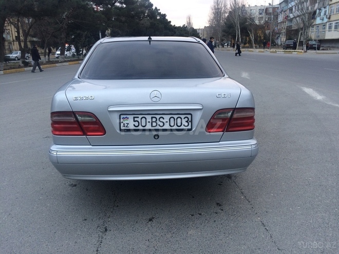 Mercedes E 220 2002, 221,041 km - 2.2 л - Bakı
