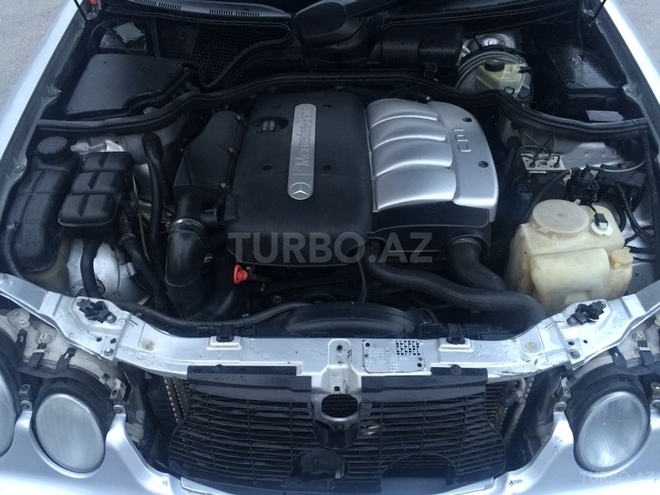 Mercedes E 220 2002, 221,041 km - 2.2 л - Bakı