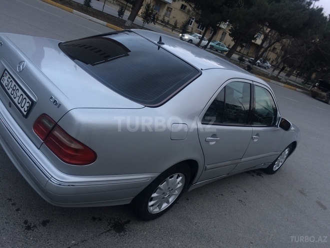 Mercedes E 220 2002, 221,041 km - 2.2 л - Bakı