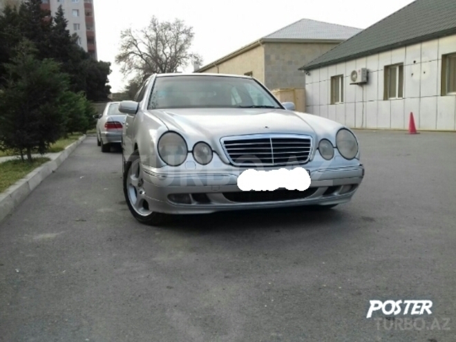 Mercedes E 320 1999, 200,000 km - 3.2 l - Bakı