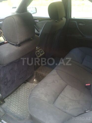 Mercedes E 230 1996, 320,000 km - 2.3 l - Bakı