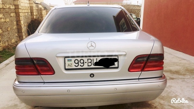 Mercedes E 260 1999, 193,000 km - 2.6 л - Bakı