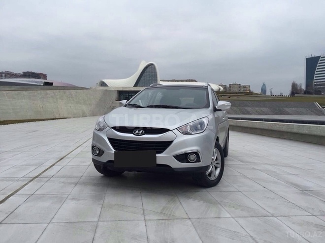 Hyundai ix35 2010, 110,000 km - 2.0 л - Bakı