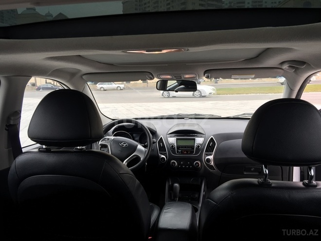 Hyundai ix35 2010, 110,000 km - 2.0 л - Bakı
