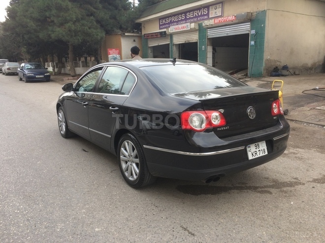Volkswagen Passat 2010, 135,000 km - 2.0 л - Bakı