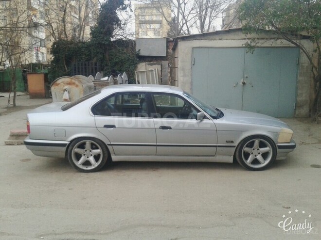 BMW 525 1994, 300,000 km - 2.5 l - Bakı