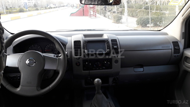 Nissan Navara 2008, 153,000 km - 2.5 л - Bakı