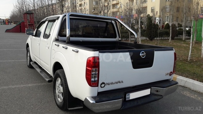Nissan Navara 2008, 153,000 km - 2.5 л - Bakı