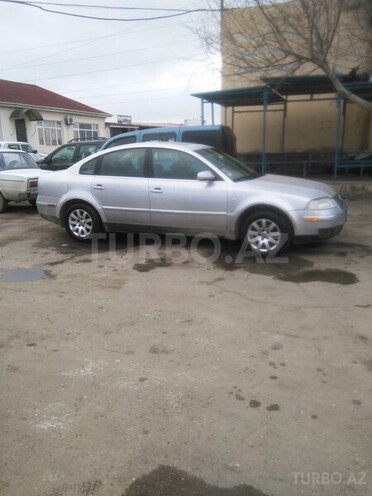 Volkswagen Passat 2002, 2,957,555 km - 1.8 l - Bakı