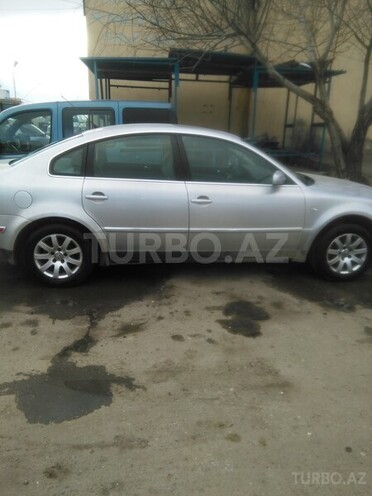 Volkswagen Passat 2002, 2,957,555 km - 1.8 l - Bakı