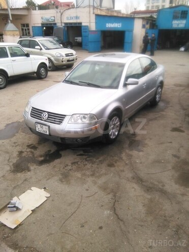 Volkswagen Passat 2002, 2,957,555 km - 1.8 l - Bakı