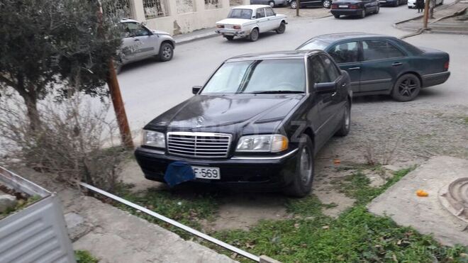 Mercedes C 230 1997, 275,000 km - 2.3 l - Bakı