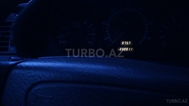 Mercedes C 220 1995, 230,011 km - 2.2 l - Sumqayıt