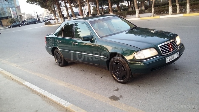 Mercedes C 220 1995, 230,011 km - 2.2 l - Sumqayıt