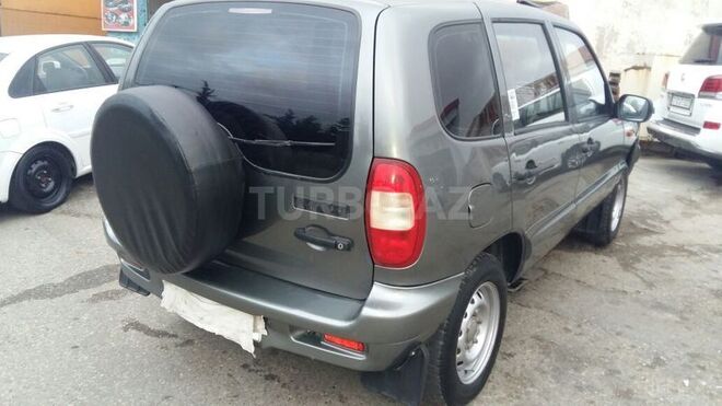 Chevrolet Niva 2005, 165,000 km - 1.7 л - Bakı