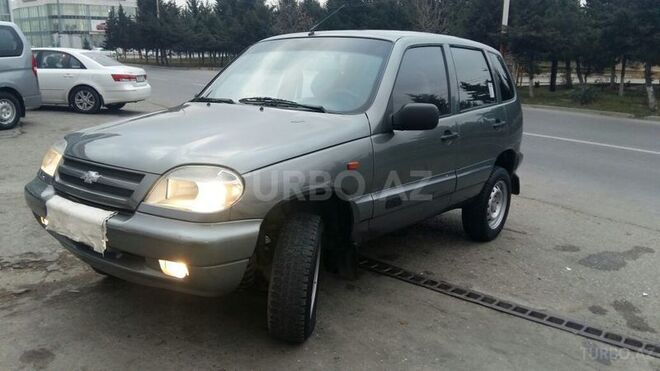 Chevrolet Niva 2005, 165,000 km - 1.7 л - Bakı