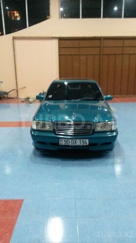 Mercedes C 240 1997, 163,000 km - 2.4 l - Qax