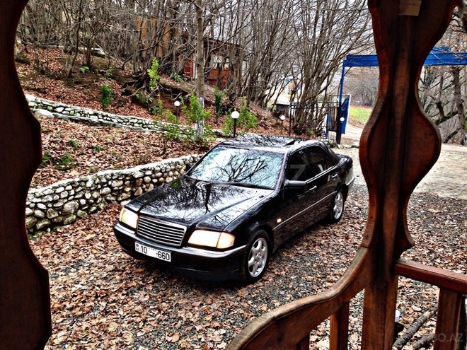 Mercedes C 280 1998, 245,000 km - 2.8 l - Bakı