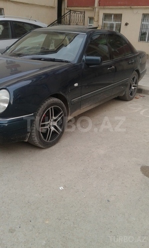 Mercedes E 240 1998, 236,437 km - 2.4 л - Bakı