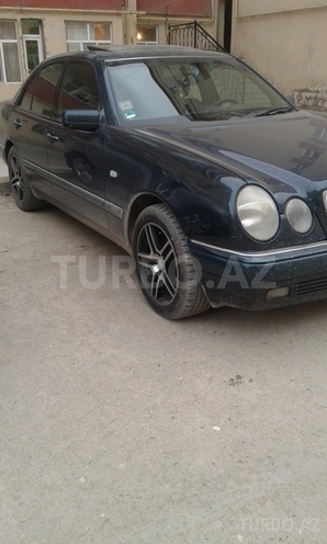 Mercedes E 240 1998, 236,437 km - 2.4 л - Bakı