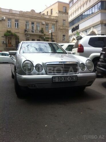 Mercedes E 240 1998, 297,000 km - 2.4 л - Bakı